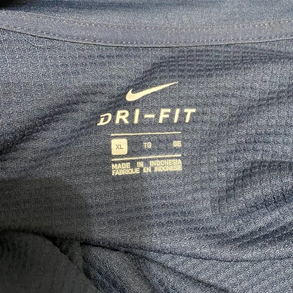 XL Nike New England Patriots Zip Front Shirt - Picture 6 of 10